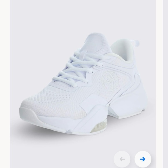 Zumba Fitness Shoes - Zumba Air Stomp Remix || - White